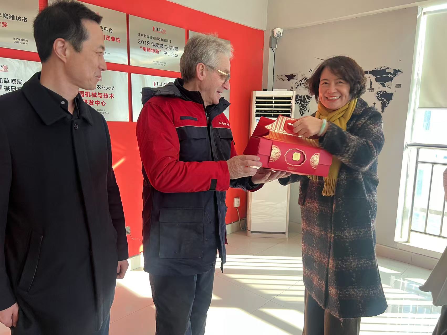 1736926572133379.jpg 51fc06fbce862044ea4f0a0f5d39960.jpg